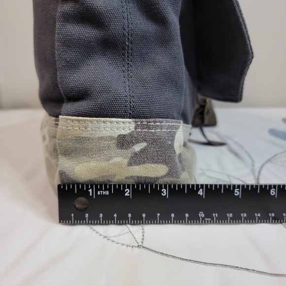 Levi's Canvas Messenger Computer Bag, Green/Gray/Grey/Camouflage - Picture 13 of 14